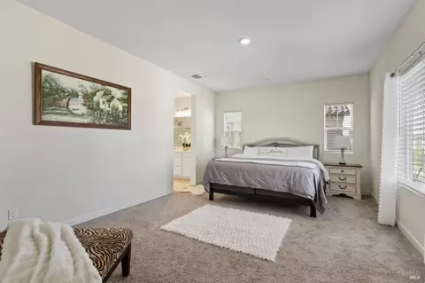 Bedroom - 1065 St Olaf Ct, Dixon, CA 95620 photo 3 of 7