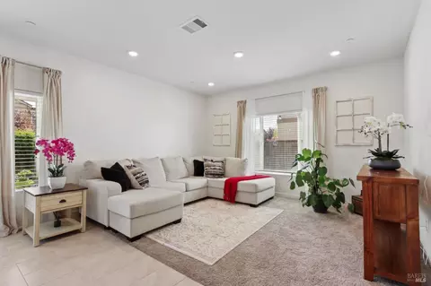 Living - 1065 St Olaf Ct, Dixon, CA 95620 photo 1 of 2