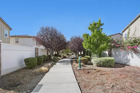 Exterior - 1065 St Olaf Ct, Dixon, CA 95620 photo 11 of 11