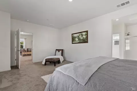 Bedroom - 1065 St Olaf Ct, Dixon, CA 95620 photo 4 of 7