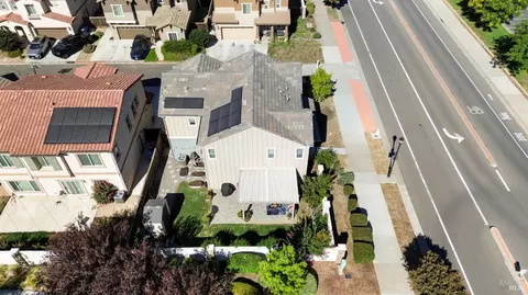 View/Area - 1065 St Olaf Ct, Dixon, CA 95620 photo 5 of 9