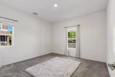 Bedroom - 1065 St Olaf Ct, Dixon, CA 95620 photo 1 of 7