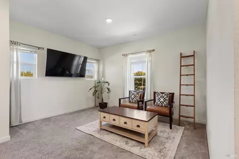 Living - 1065 St Olaf Ct, Dixon, CA 95620 photo 2 of 2