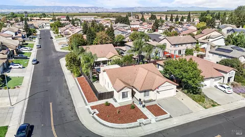 View/Area - 365 Rennert Way, Dixon, CA 95620 photo 1 of 6