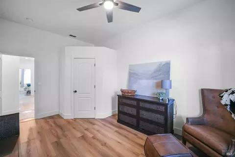 Entry Way - 365 Rennert Way, Dixon, CA 95620 photo 4 of 8