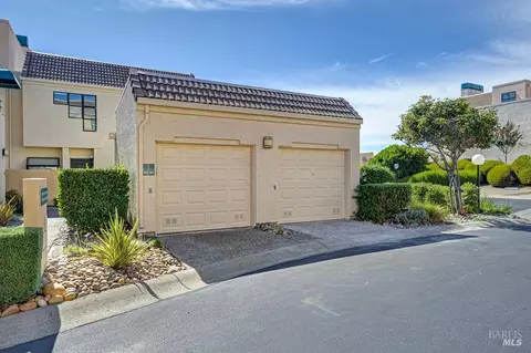 Exterior - 141 Nantucket Ln, Vallejo, CA 94590 photo 2 of 16