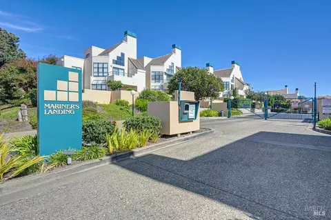Exterior - 141 Nantucket Ln, Vallejo, CA 94590 photo 1 of 16