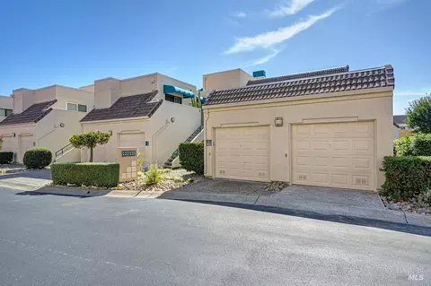 Exterior - 141 Nantucket Ln, Vallejo, CA 94590 photo 10 of 16