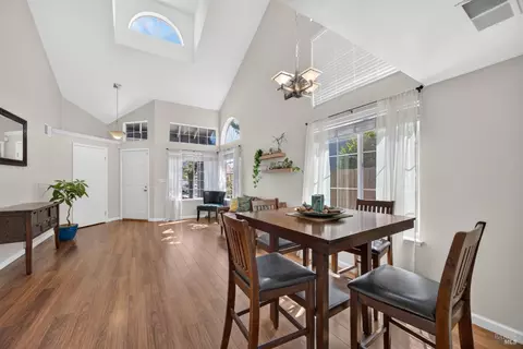 Dining - 121 Sunnyglen Dr, Vallejo, CA 94591 photo 1 of 2