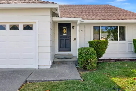 Exterior - 2273 Ross Pl, Fairfield, CA 94533 photo 4 of 7