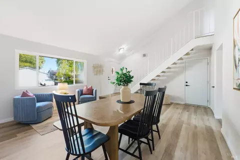 Dining - 2273 Ross Pl, Fairfield, CA 94533 photo 1 of 3