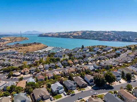 View/Area - 124 Brigantine Rd, Vallejo, CA 94591 photo 6 of 7