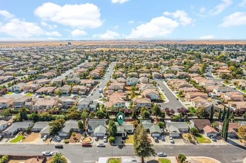 View/Area - 166 Somerville Dr, Vacaville, CA 95687 photo 2 of 7