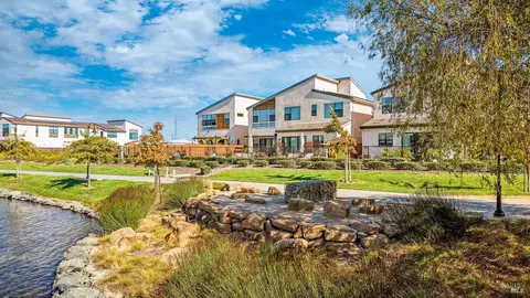 Exterior - 2341 Waterside Dr, Fairfield, CA 94533 photo 3 of 16