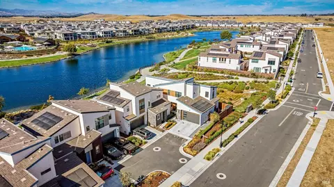 View/Area - 2341 Waterside Dr, Fairfield, CA 94533 photo 2 of 6