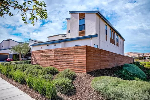 Exterior - 2341 Waterside Dr, Fairfield, CA 94533 photo 8 of 16