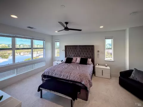 Bedroom - 2341 Waterside Dr, Fairfield, CA 94533 photo 10 of 11