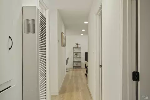 Entry Way - 953 Brookwood Ave, Vallejo, CA 94591 photo 1 of 1
