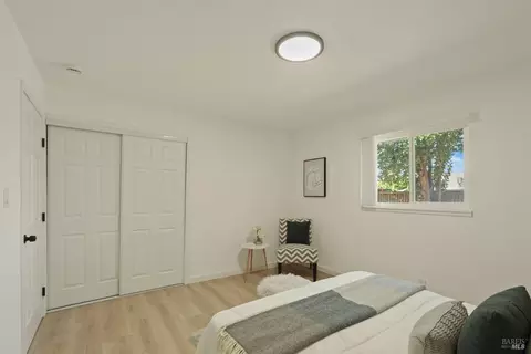 Bedroom - 953 Brookwood Ave, Vallejo, CA 94591 photo 7 of 7