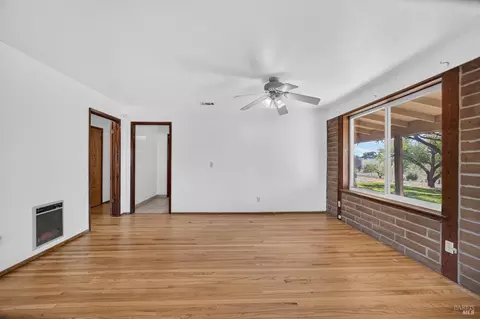 Living - 4355 Morse Ln, Winters, CA 95694 photo 4 of 5