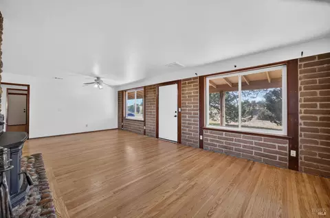 Living - 4355 Morse Ln, Winters, CA 95694 photo 3 of 5