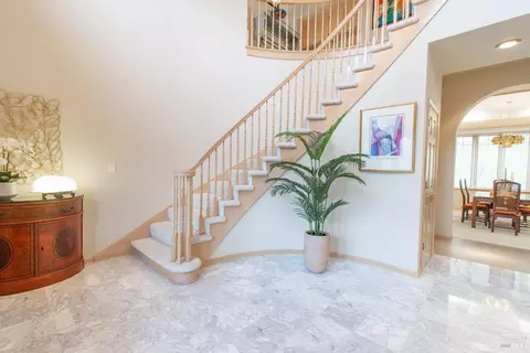 Entry Way - 3368 Hidden Valley Ln, Fairfield, CA 94534 photo 5 of 12