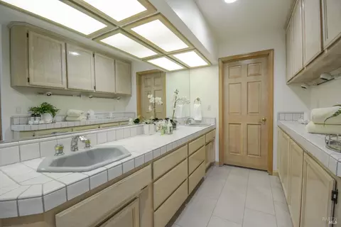 Bath - 3368 Hidden Valley Ln, Fairfield, CA 94534 photo 5 of 13
