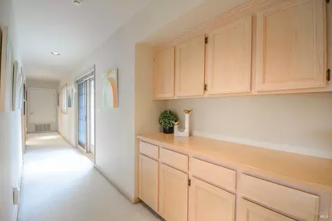 Entry Way - 3368 Hidden Valley Ln, Fairfield, CA 94534 photo 12 of 12