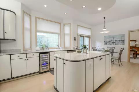 Kitchen - 3368 Hidden Valley Ln, Fairfield, CA 94534 photo 6 of 7