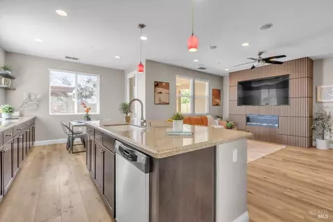 Kitchen - 5208 Plye Ct, Fairfield, CA 94533 photo 1 of 4