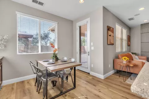 Dining - 5208 Plye Ct, Fairfield, CA 94533 photo 2 of 4