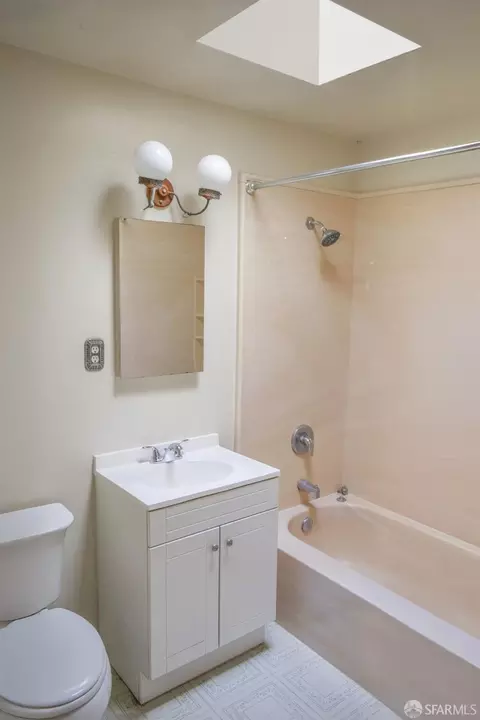 Bath - 23 Wavecrest Dr, Daly City, CA 94015 photo 2 of 3