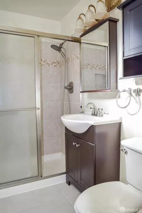 Bath - 23 Wavecrest Dr, Daly City, CA 94015 photo 3 of 3
