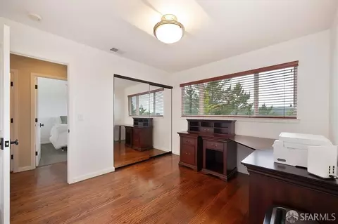 Bedroom - 19 Humboldt Ct, Pacifica, CA 94044 photo 1 of 8