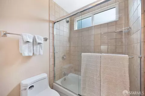 Bath - 19 Humboldt Ct, Pacifica, CA 94044 photo 2 of 6