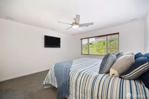 Bedroom - 19 Humboldt Ct, Pacifica, CA 94044 photo 6 of 8