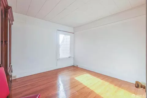 166 Bonview St, San Francisco, CA 94110 photo 5