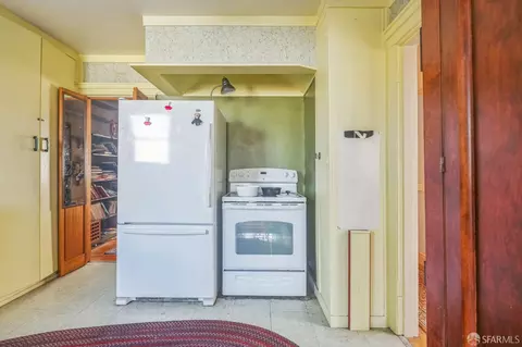 166 Bonview St, San Francisco, CA 94110 photo 6