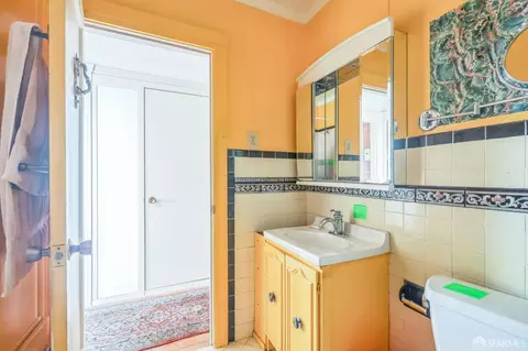 166 Bonview St, San Francisco, CA 94110 photo 7