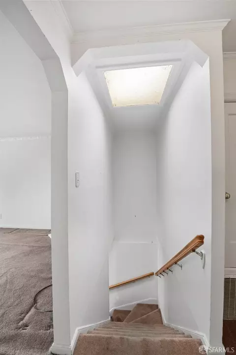 307 De Long St, San Francisco, CA 94112 photo 35