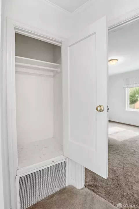 307 De Long St, San Francisco, CA 94112 photo 21