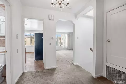 307 De Long St, San Francisco, CA 94112 photo 18