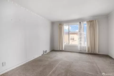307 De Long St, San Francisco, CA 94112 photo 34