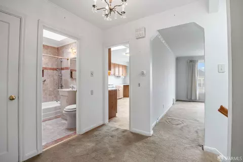 307 De Long St, San Francisco, CA 94112 photo 19