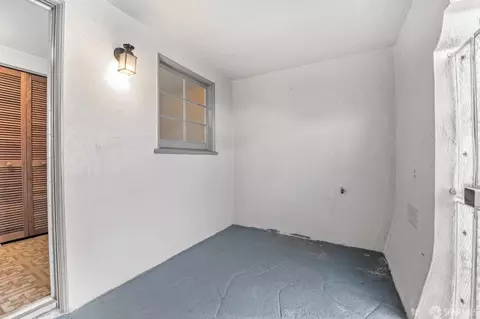 307 De Long St, San Francisco, CA 94112 photo 6