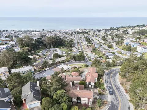 View/Area - 504 Monterey Rd #10, Pacifica, CA 94044 photo 3 of 3