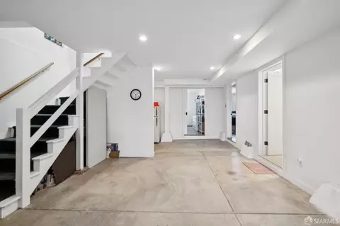 Entry Way - 140 Moneta Way, San Francisco, CA 94112 photo 8 of 10