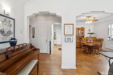 Entry Way - 140 Moneta Way, San Francisco, CA 94112 photo 5 of 10