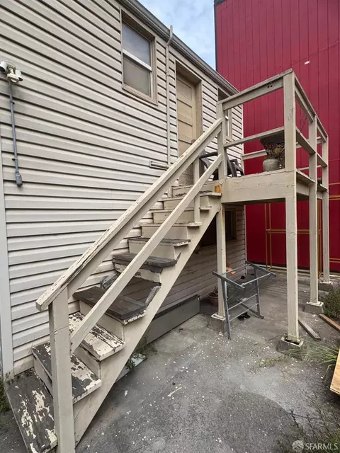 Exterior - 2877 Cesar Chavez St, San Francisco, CA 94110 photo 5 of 5
