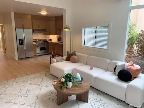 Living - 90 Monterey Blvd, San Francisco, CA 94131 photo 3 of 5